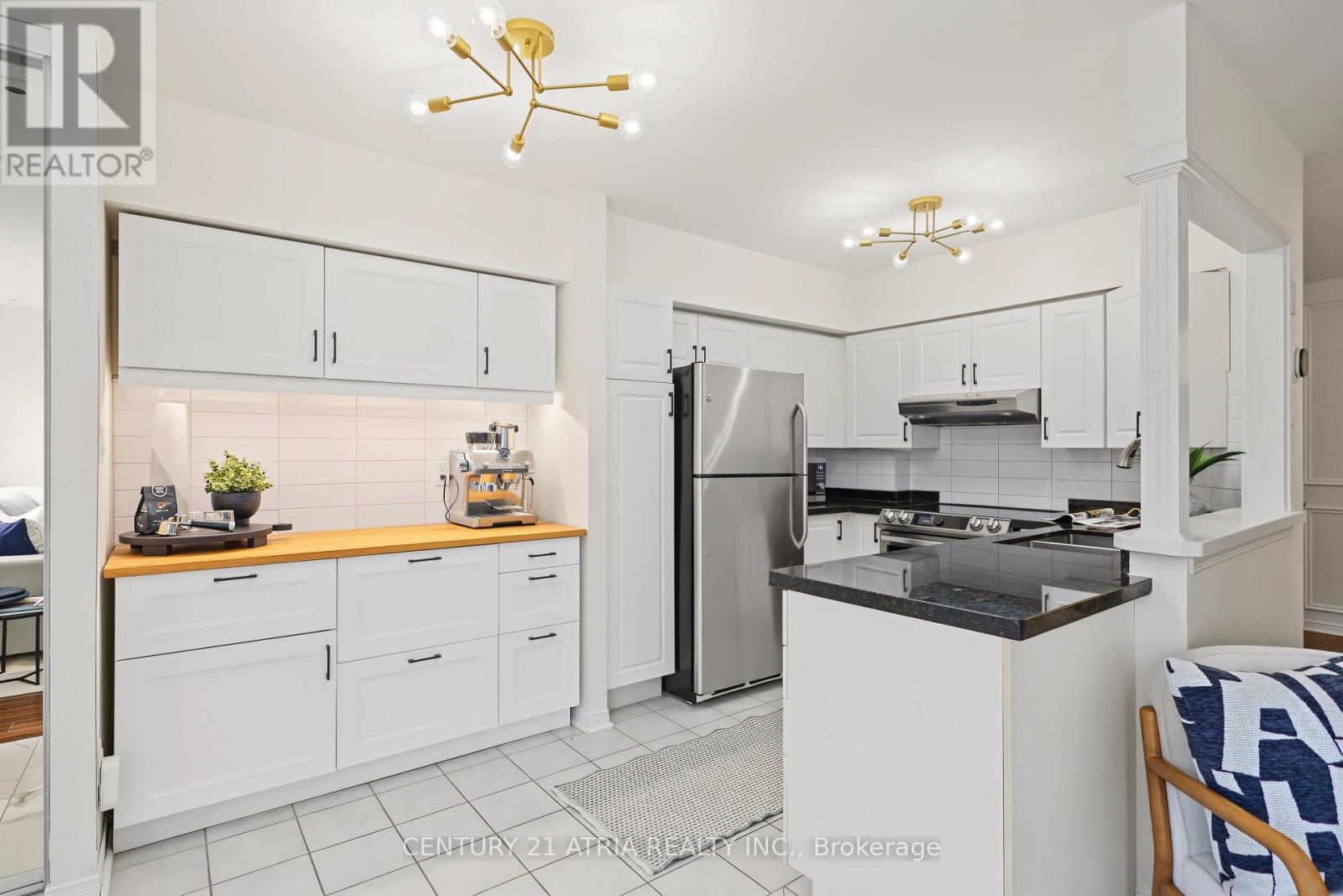 5 - 1241 Parkwest Place, Mississauga, Ontario  L5E 3J3 - Photo 8 - W13813156
