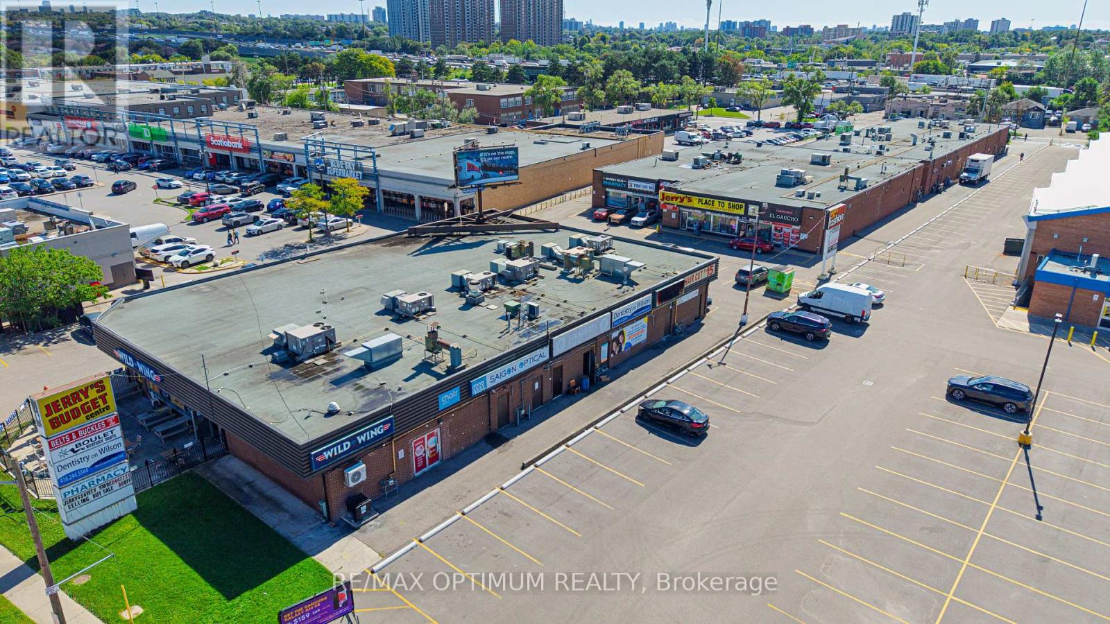 40 Beverly Hills Drive, Toronto, Ontario  M3L 1A1 - Photo 12 - W13813242