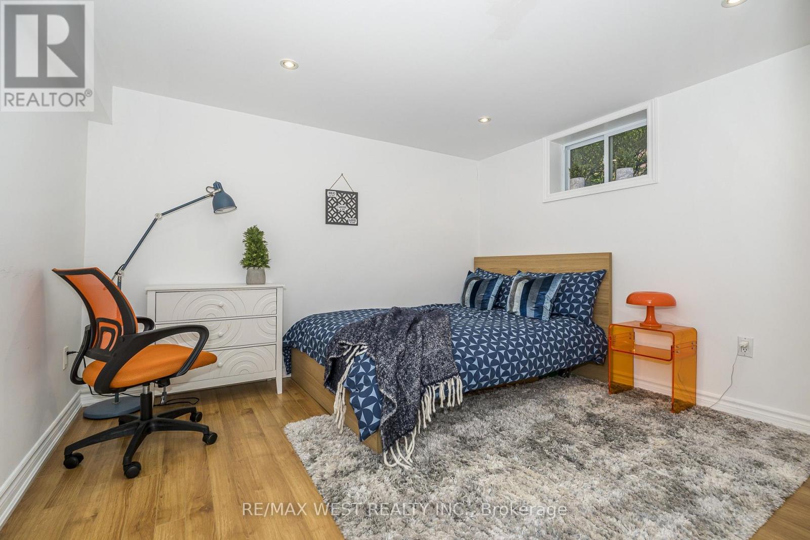 32 Pine Avenue N, Mississauga, Ontario  L5H 2P8 - Photo 19 - W13813252
