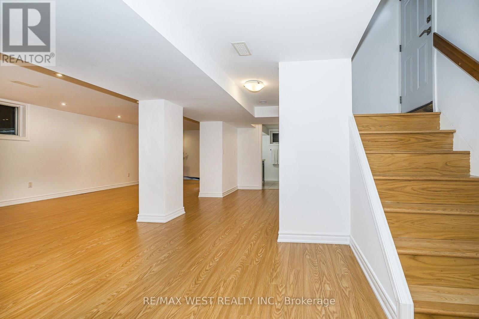32 Pine Avenue N, Mississauga, Ontario  L5H 2P8 - Photo 22 - W13813252