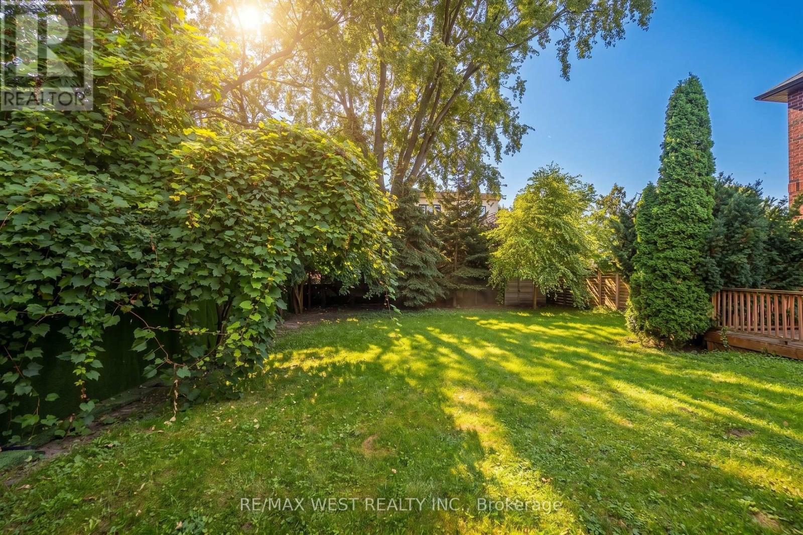 32 Pine Avenue N, Mississauga, Ontario  L5H 2P8 - Photo 29 - W13813252
