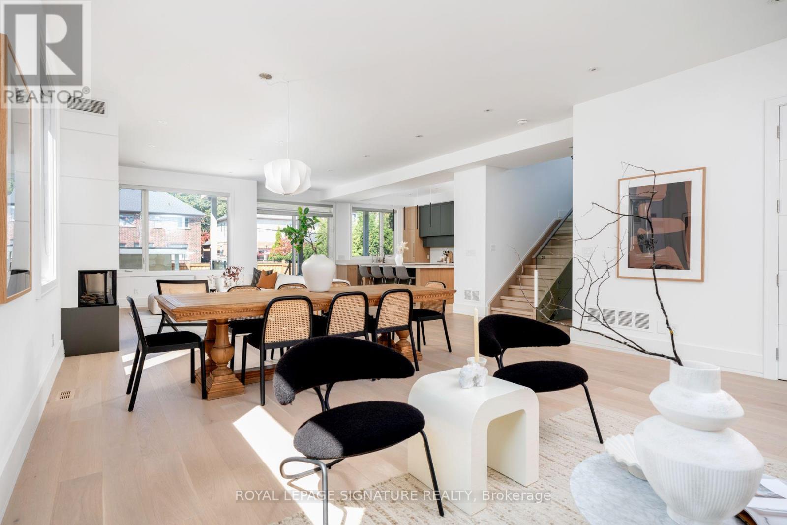 34 Edgecroft Road, Toronto, Ontario  M8Z 2B6 - Photo 10 - W13813332