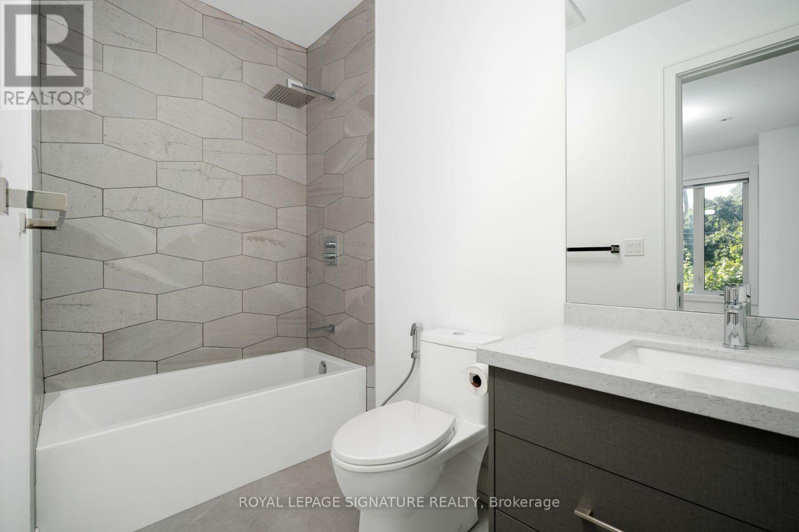 34 Edgecroft Road, Toronto, Ontario  M8Z 2B6 - Photo 39 - W13813332