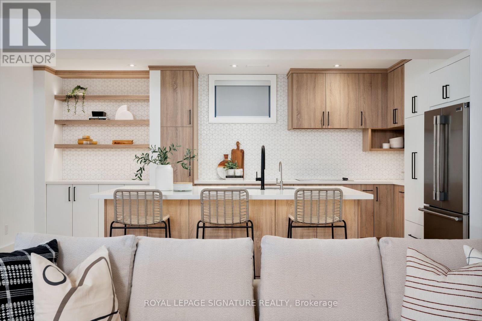34 Edgecroft Road, Toronto, Ontario  M8Z 2B6 - Photo 42 - W13813332