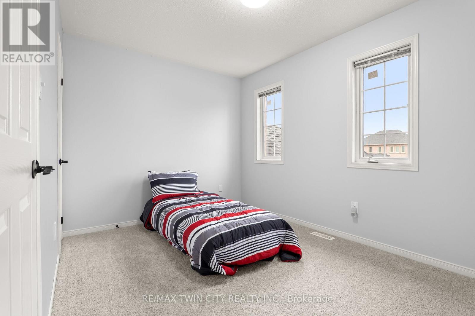 3 Greencroft Court, Kitchener, Ontario  N2N 3H6 - Photo 30 - X13812980