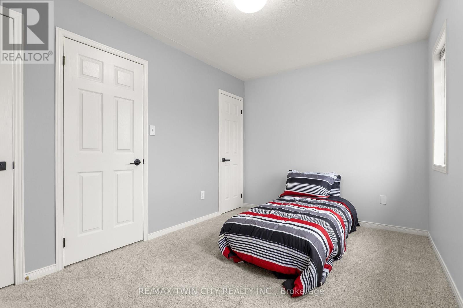 3 Greencroft Court, Kitchener, Ontario  N2N 3H6 - Photo 31 - X13812980