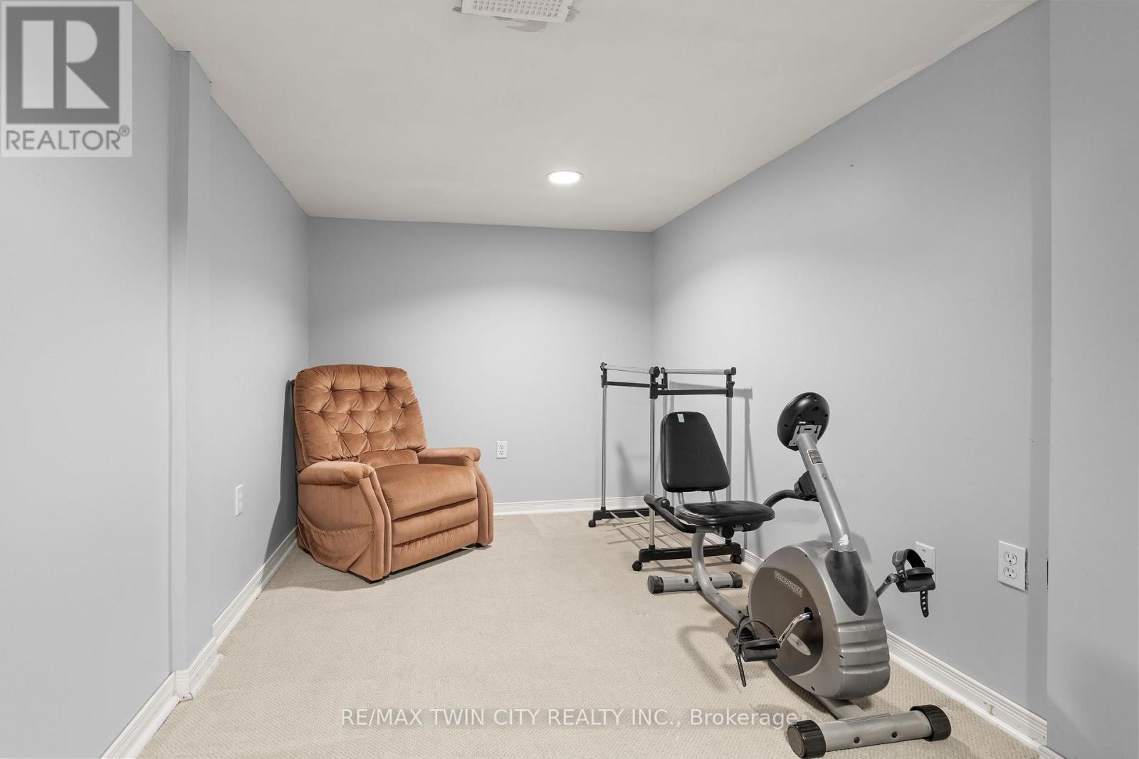3 Greencroft Court, Kitchener, Ontario  N2N 3H6 - Photo 36 - X13812980