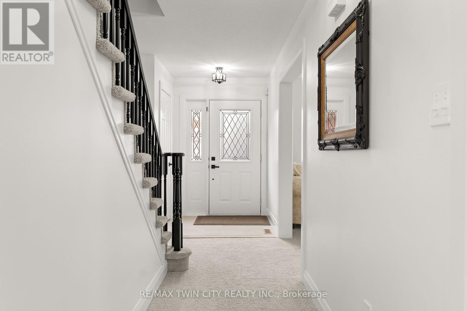 3 Greencroft Court, Kitchener, Ontario  N2N 3H6 - Photo 4 - X13812980