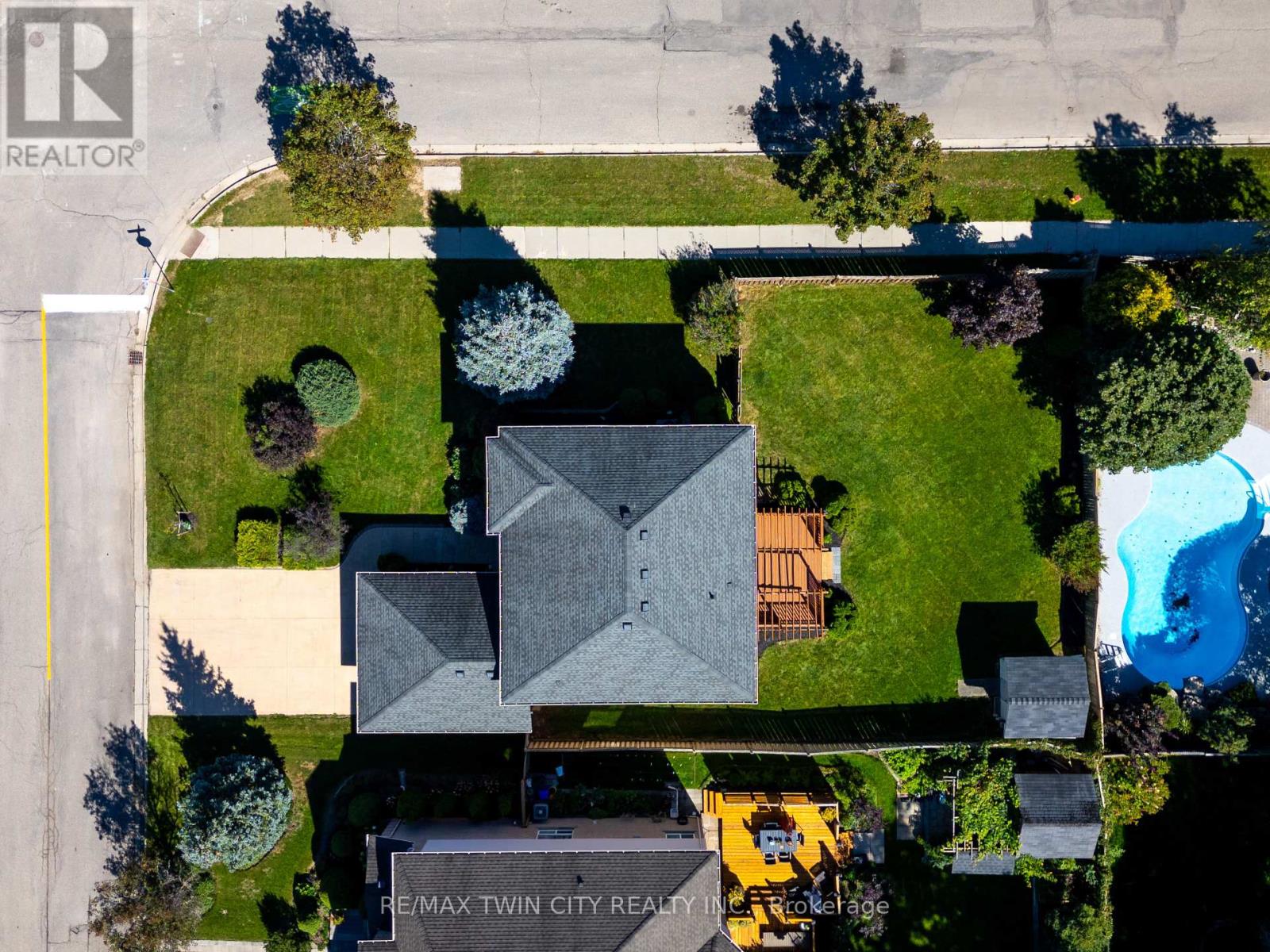 3 Greencroft Court, Kitchener, Ontario  N2N 3H6 - Photo 45 - X13812980