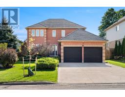 3 GREENCROFT COURT, Kitchener, Ontario