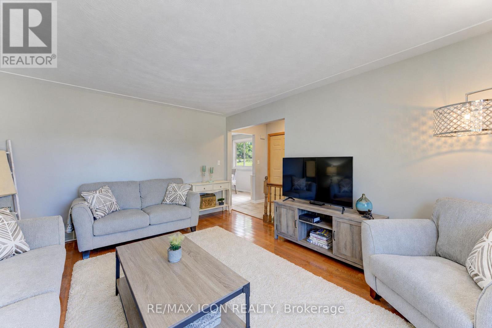 31 Grosbeak Road, Woolwich, Ontario  N3B 1V8 - Photo 7 - X13813056