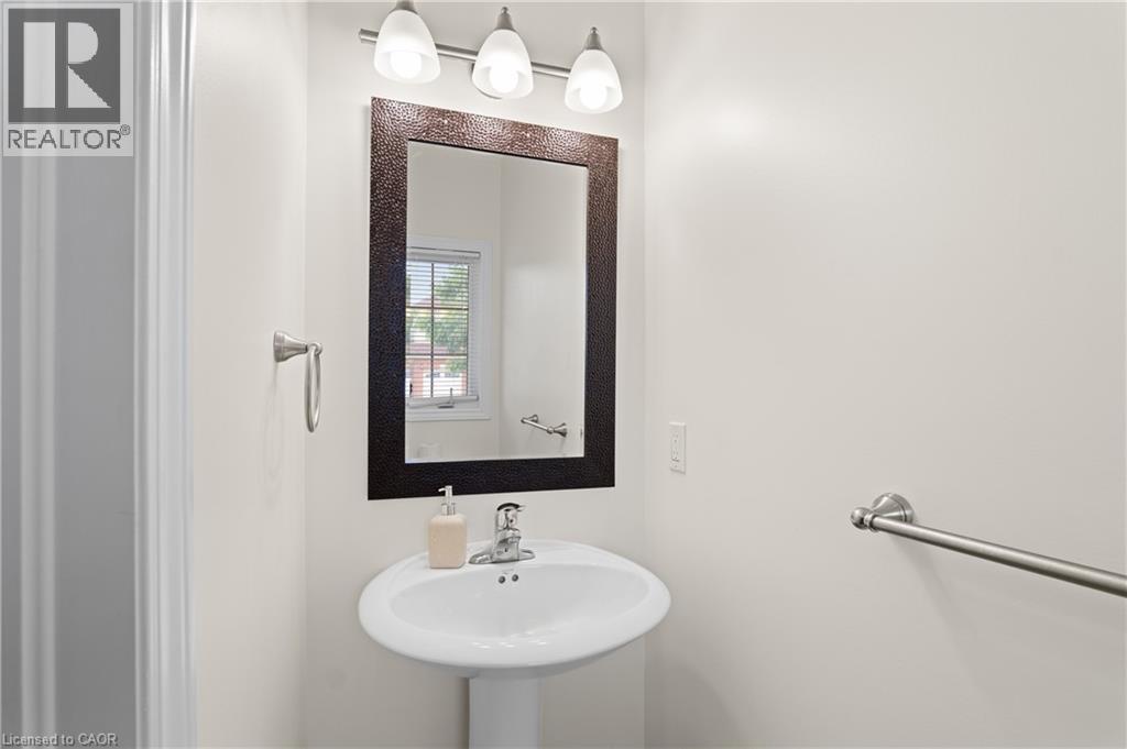 243 Moorlands Crescent, Kitchener, Ontario  N2P 0C4 - Photo 21 - 40859563