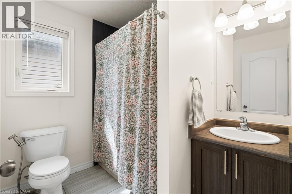 243 Moorlands Crescent, Kitchener, Ontario  N2P 0C4 - Photo 28 - 40859563