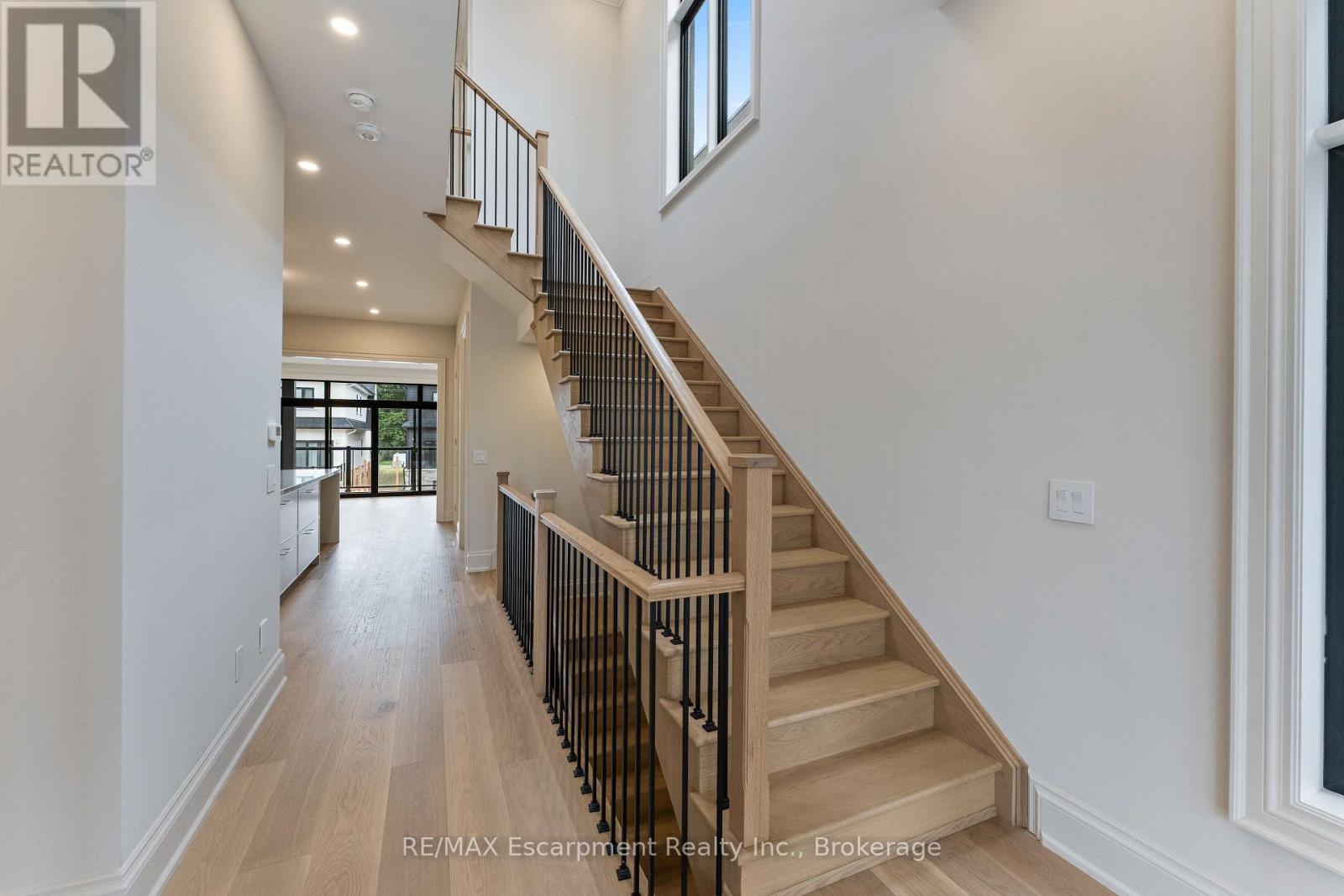 335 Helen Lawson Lane, Oakville, Ontario  L6J 0G3 - Photo 24 - W13812244