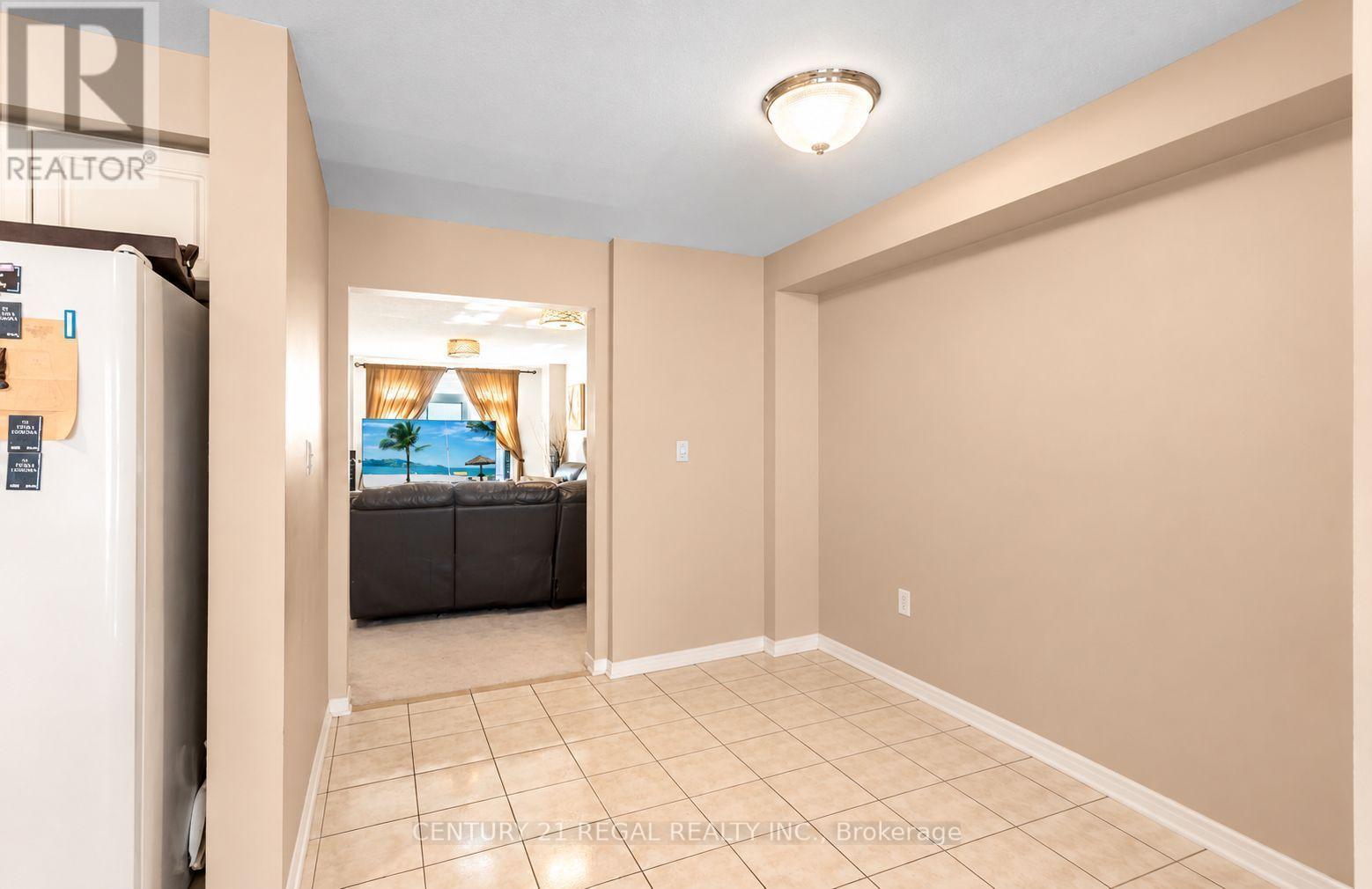 347 Aspendale Crescent, Mississauga, Ontario  L5W 0E7 - Photo 12 - W13779964