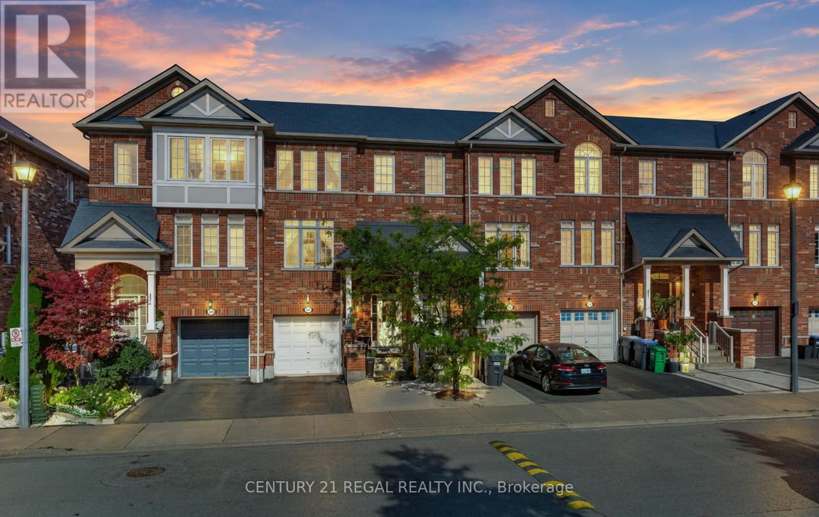 347 ASPENDALE CRESCENT, Mississauga, Ontario