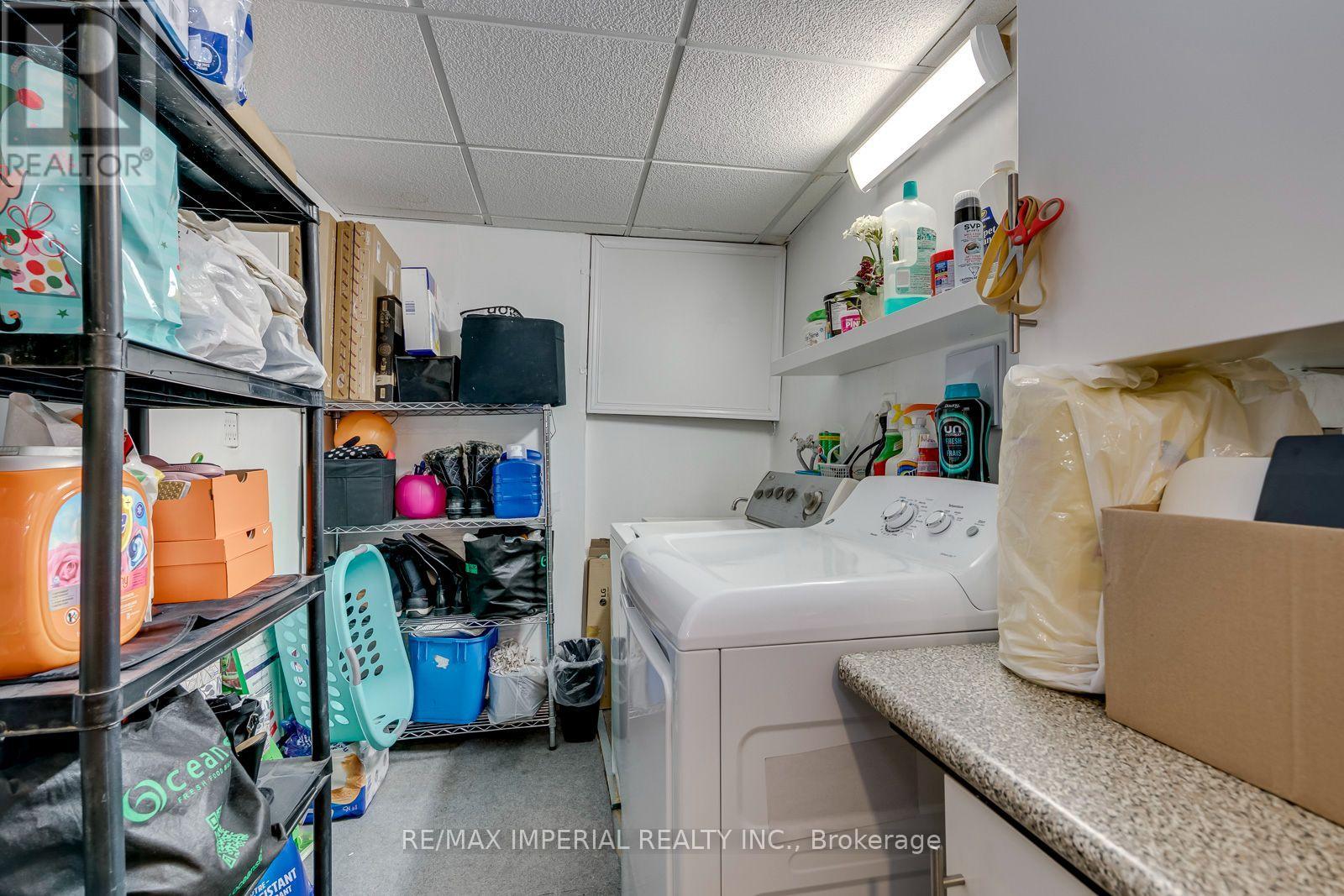 301 Kingsbridge Garden Circle, Mississauga, Ontario  L5R 1L2 - Photo 46 - W13813162