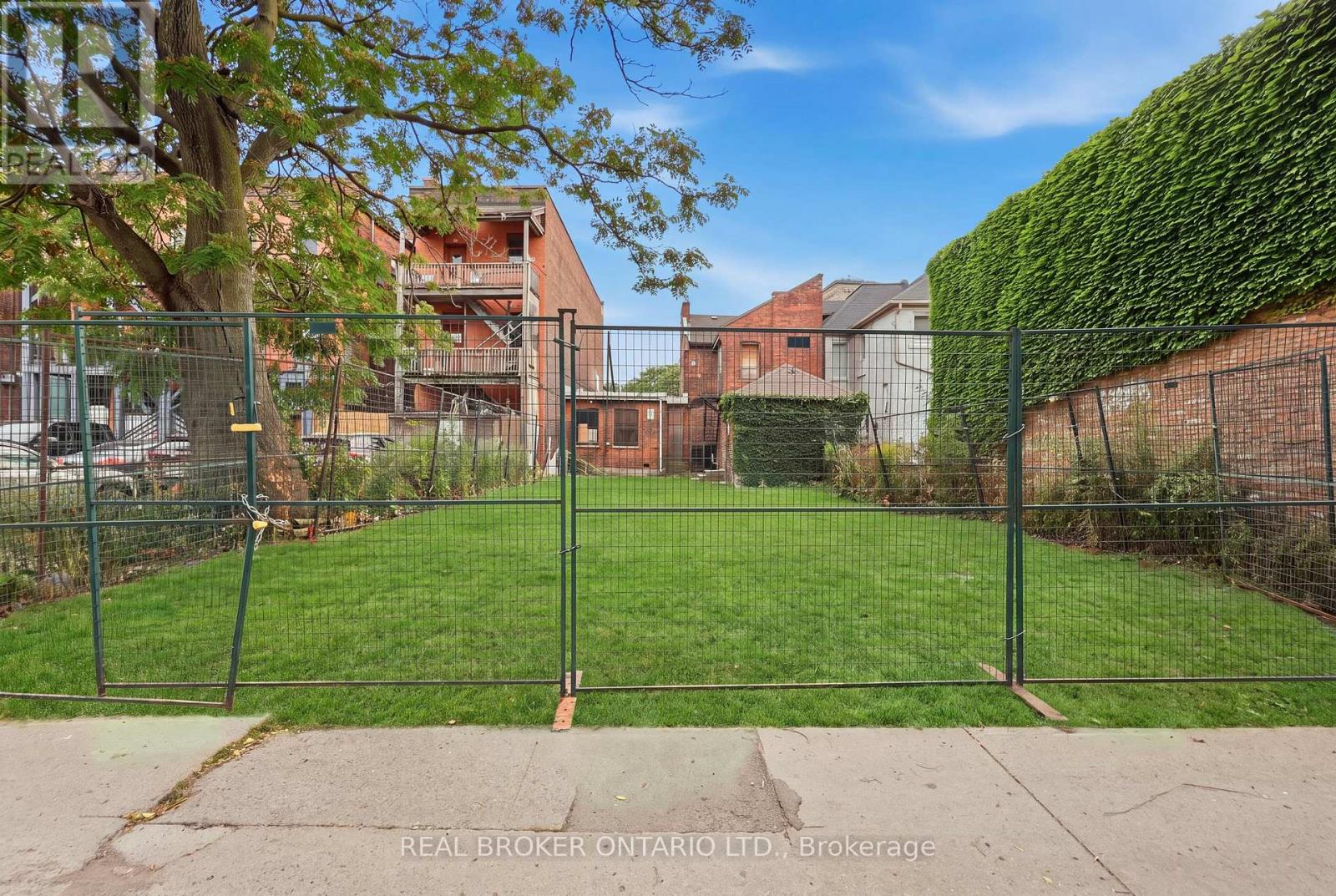 433 King Street, Hamilton, Ontario  L8N 1C5 - Photo 2 - X13671040