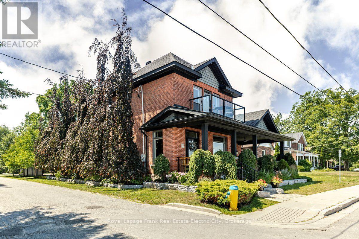 97 Crescent Street, Peterborough, Ontario K9J 2G3 - Photo 2 - X13813394