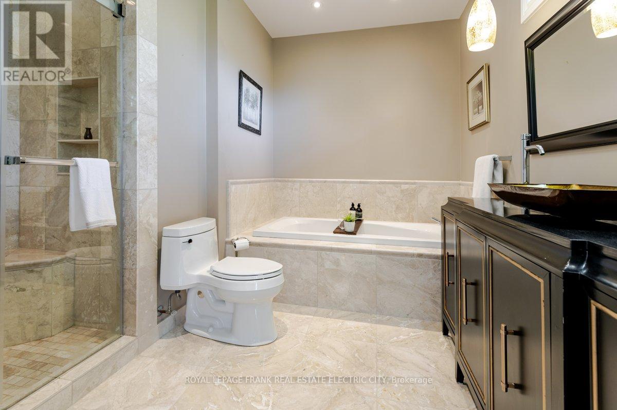97 Crescent Street, Peterborough, Ontario K9J 2G3 - Photo 26 - X13813394