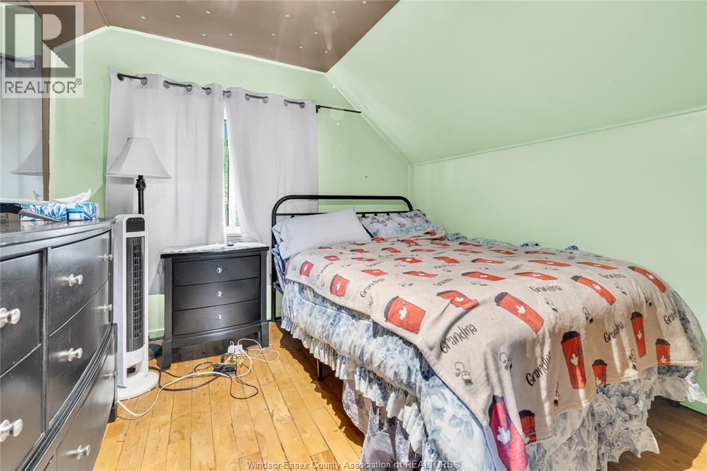 1658 Arthur, Windsor, Ontario  N8Y 3Z3 - Photo 13 - 26023221