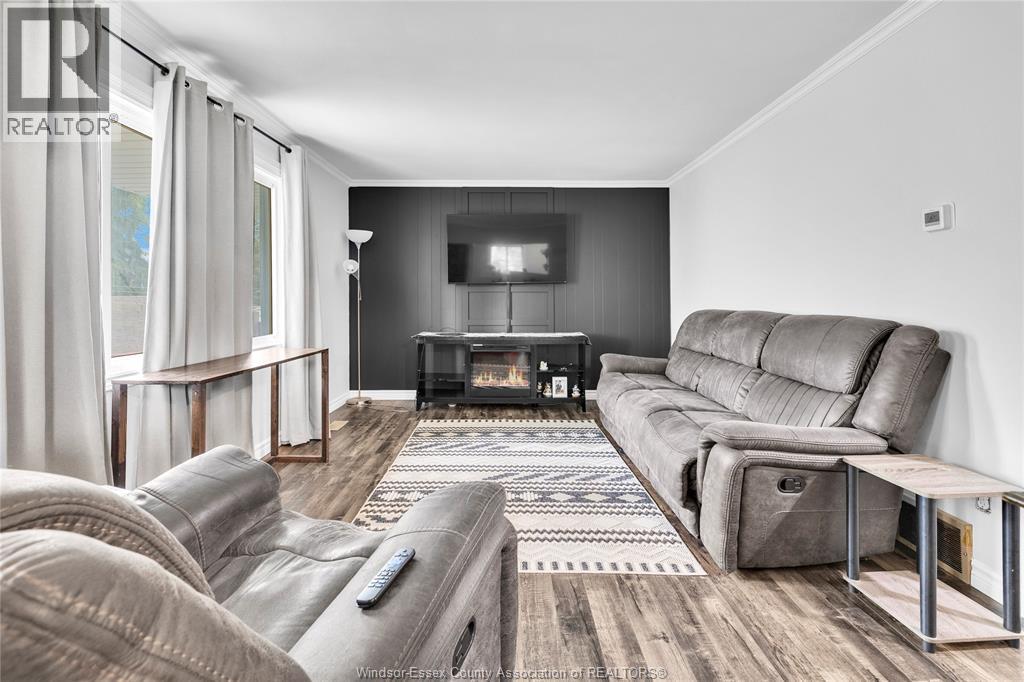 1658 Arthur, Windsor, Ontario  N8Y 3Z3 - Photo 8 - 26023221