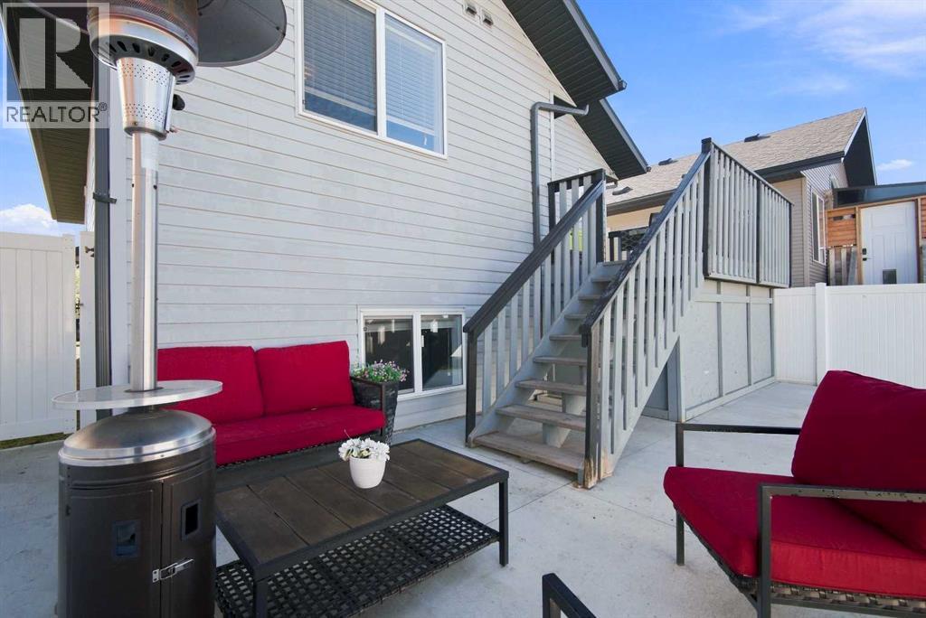 212 Thomlison Avenue photo 34