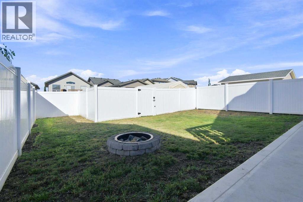 212 Thomlison Avenue photo 37