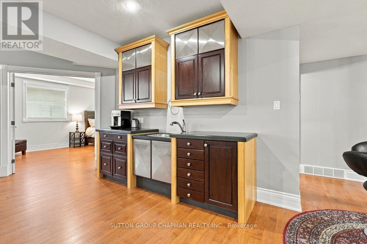 1802 Riverbend Road, London South, Ontario  N6K 0A4 - Photo 32 - X13813416