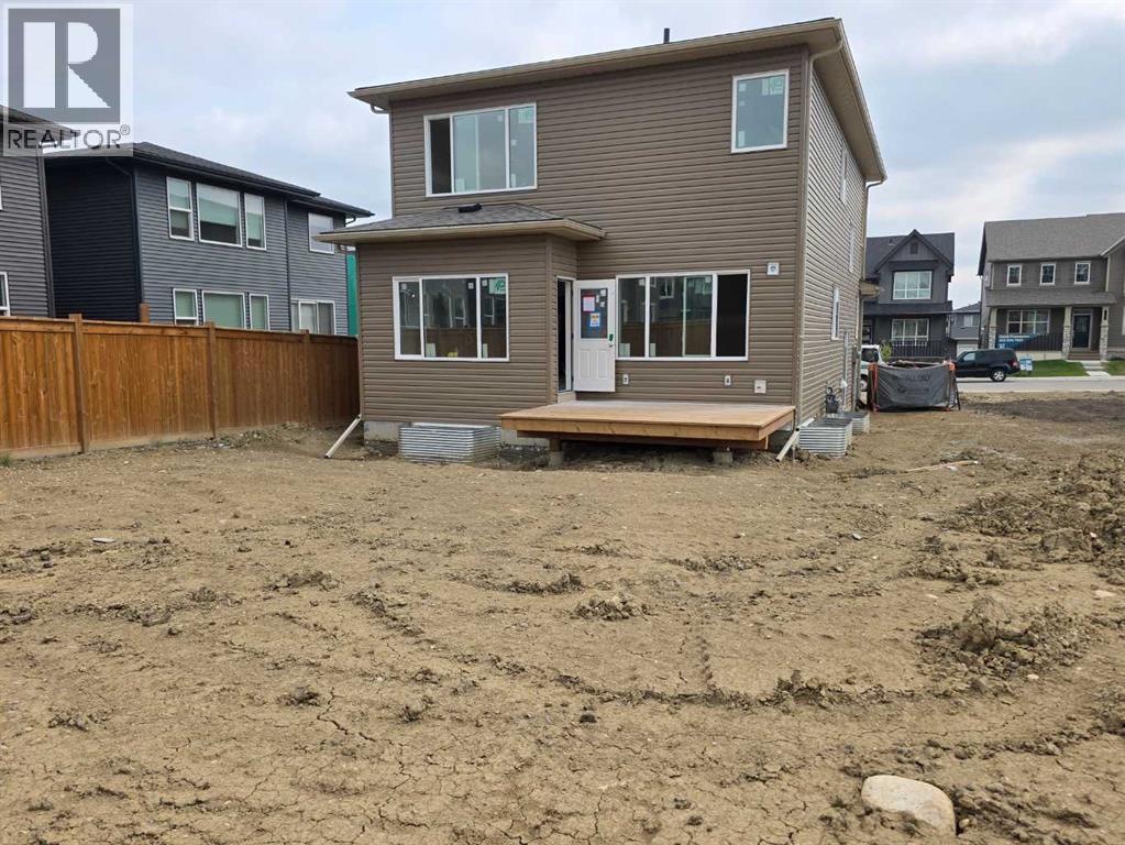 27 Creekside Rise SW photo 2
