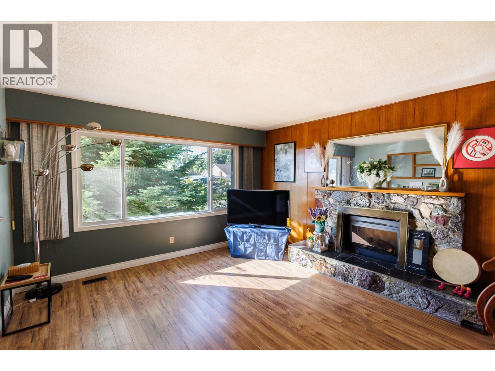 4726 Soucie Avenue, Terrace, British Columbia V8G 2G1 - Photo 2 - R3168143