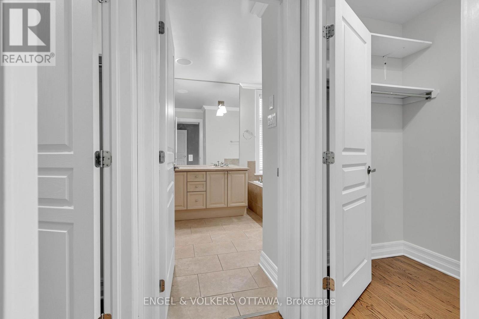 108 Manorhill Private, Ottawa, Ontario  K1H 2J4 - Photo 16 - X13813366