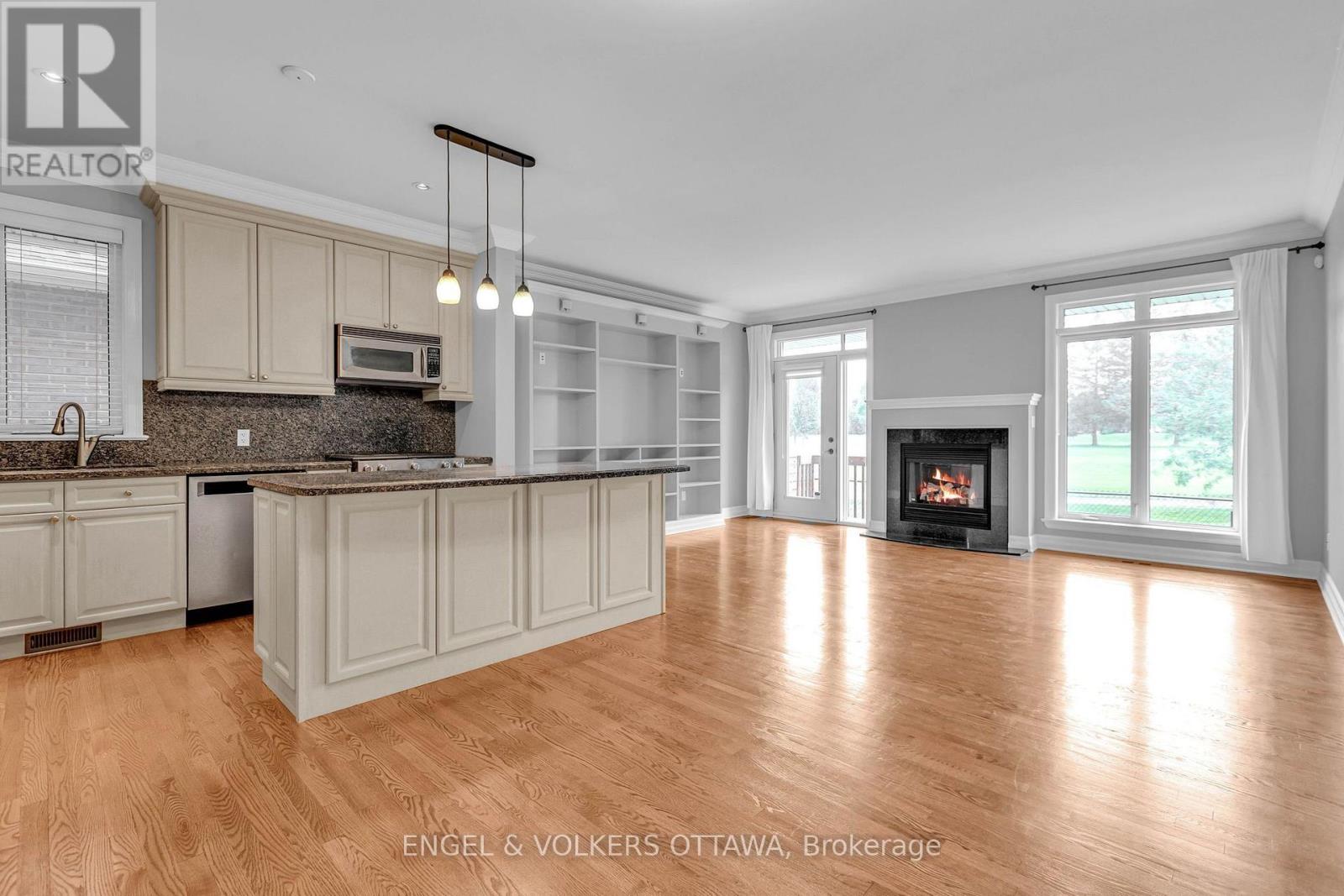 108 Manorhill Private, Ottawa, Ontario  K1H 2J4 - Photo 8 - X13813366