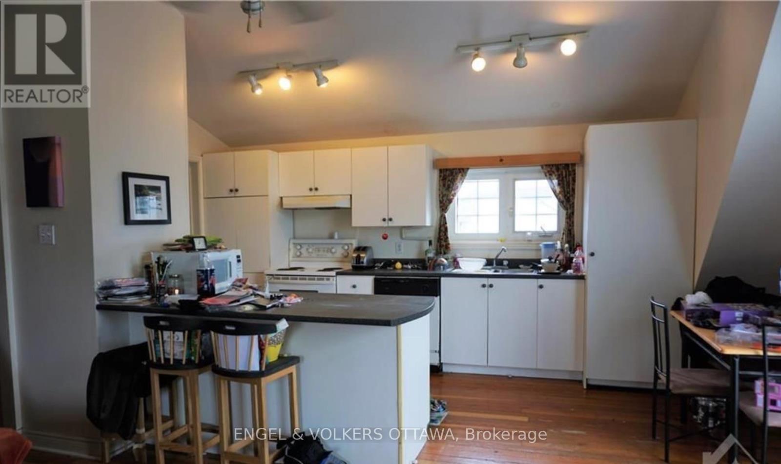 193 Deschamps Avenue, Ottawa, Ontario  K1L 5Z3 - Photo 10 - X13813386