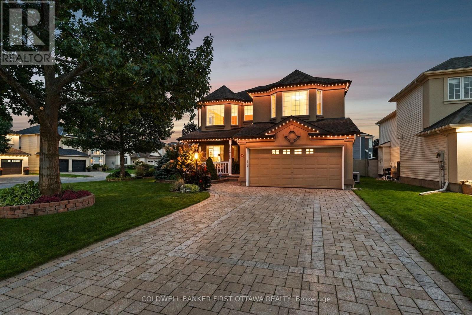 58 GOLFLINKS DRIVE, Ottawa, Ontario