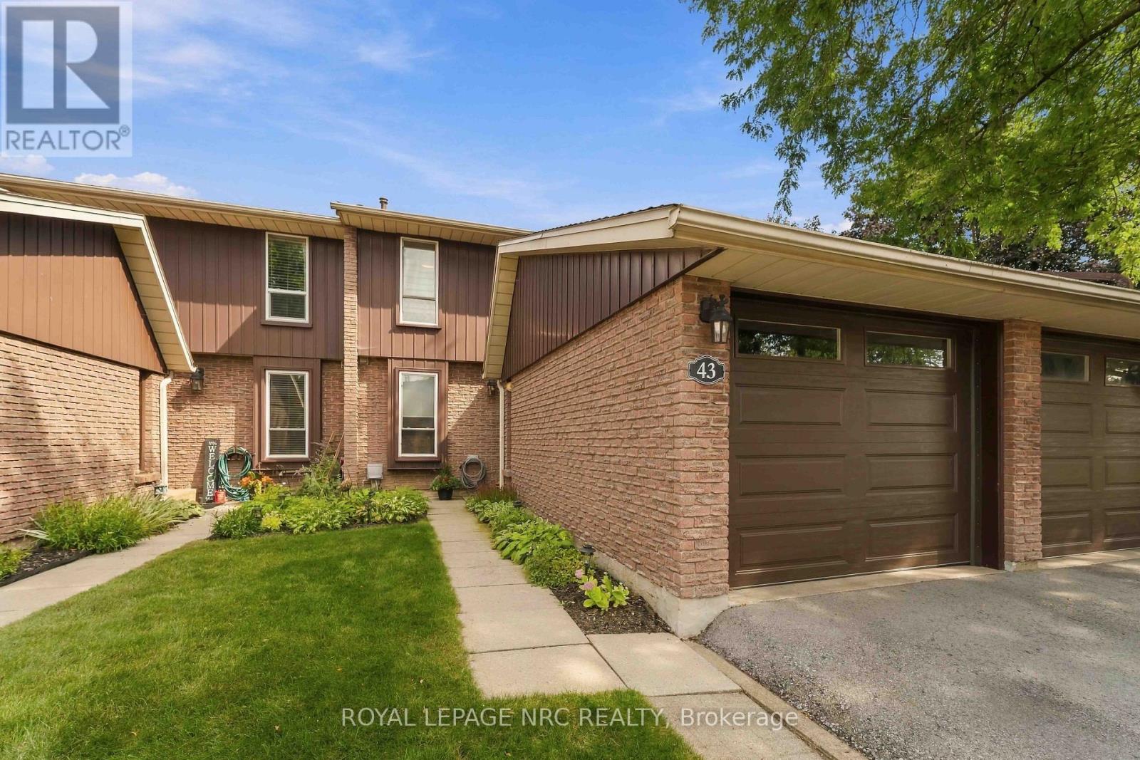 43 - 122 Lakeshore Road, St. Catharines, Ontario  L2N 6N6 - Photo 3 - X13813492