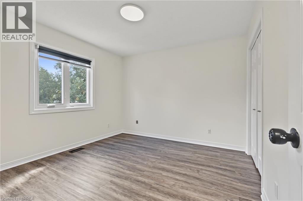 141 Race Street, Paris, Ontario  N3L 3X2 - Photo 16 - 40864909