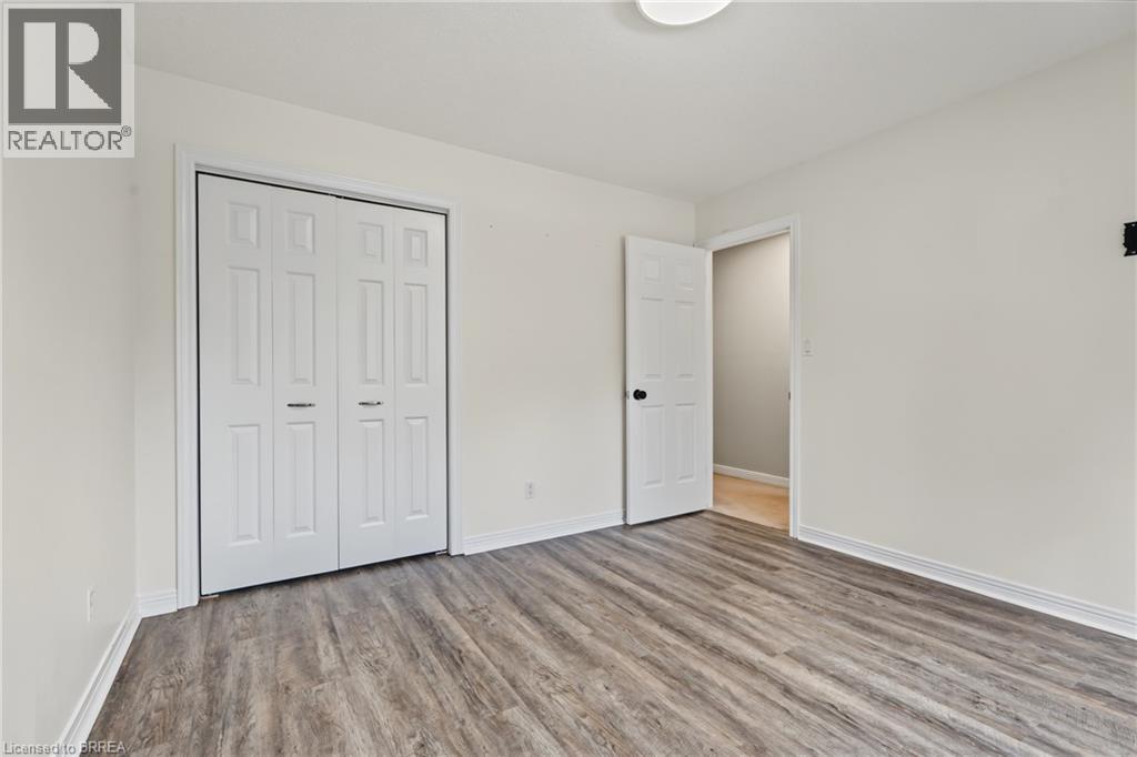 141 Race Street, Paris, Ontario  N3L 3X2 - Photo 17 - 40864909