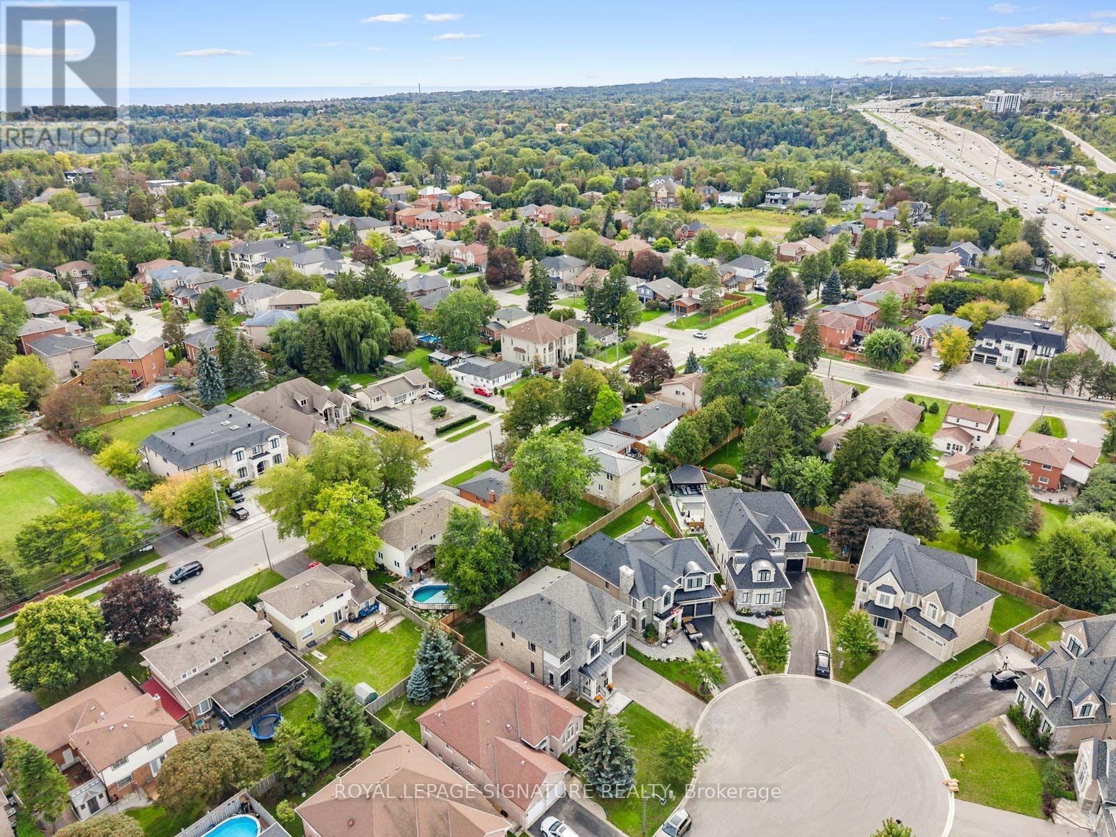 399 Frontier Court, Pickering, Ontario  L1W 4B1 - Photo 49 - E13813356