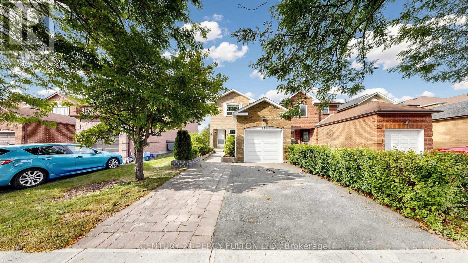18 Tipton Crescent, Ajax, Ontario  L1T 2L1 - Photo 2 - E13813364
