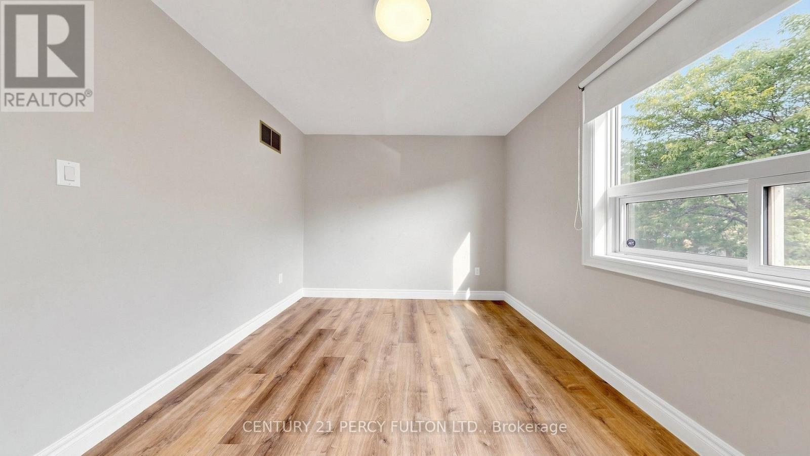 18 Tipton Crescent, Ajax, Ontario  L1T 2L1 - Photo 24 - E13813364