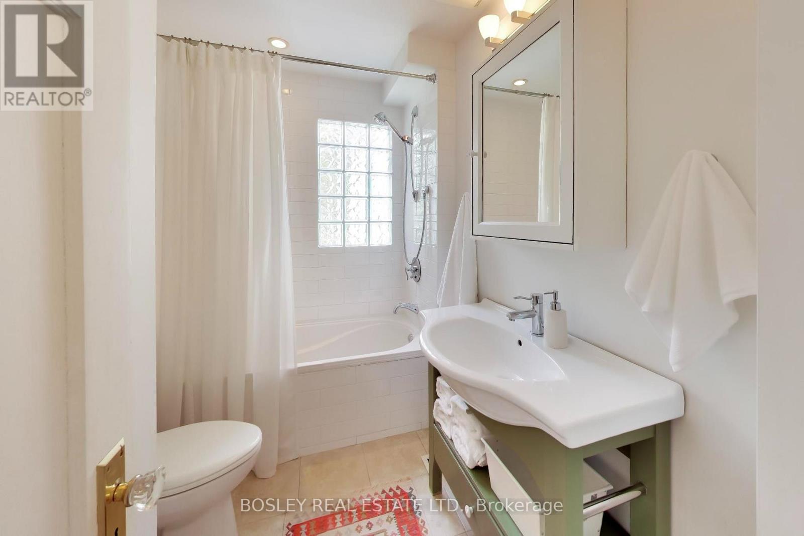188 Oakcrest Avenue, Toronto, Ontario  M4C 1C2 - Photo 18 - E13813396