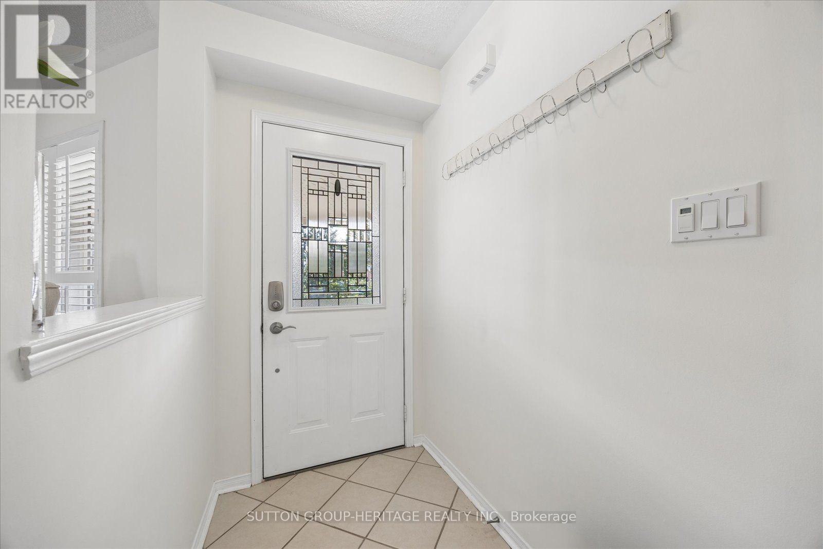 83 Calwell Drive, Scugog, Ontario  L9L 1T7 - Photo 5 - E13813528