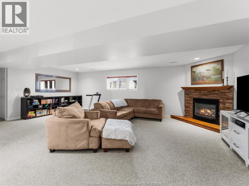 1117 Monarch Meadows Drive, Lakeshore, Ontario  N8L 0W5 - Photo 38 - 26023238