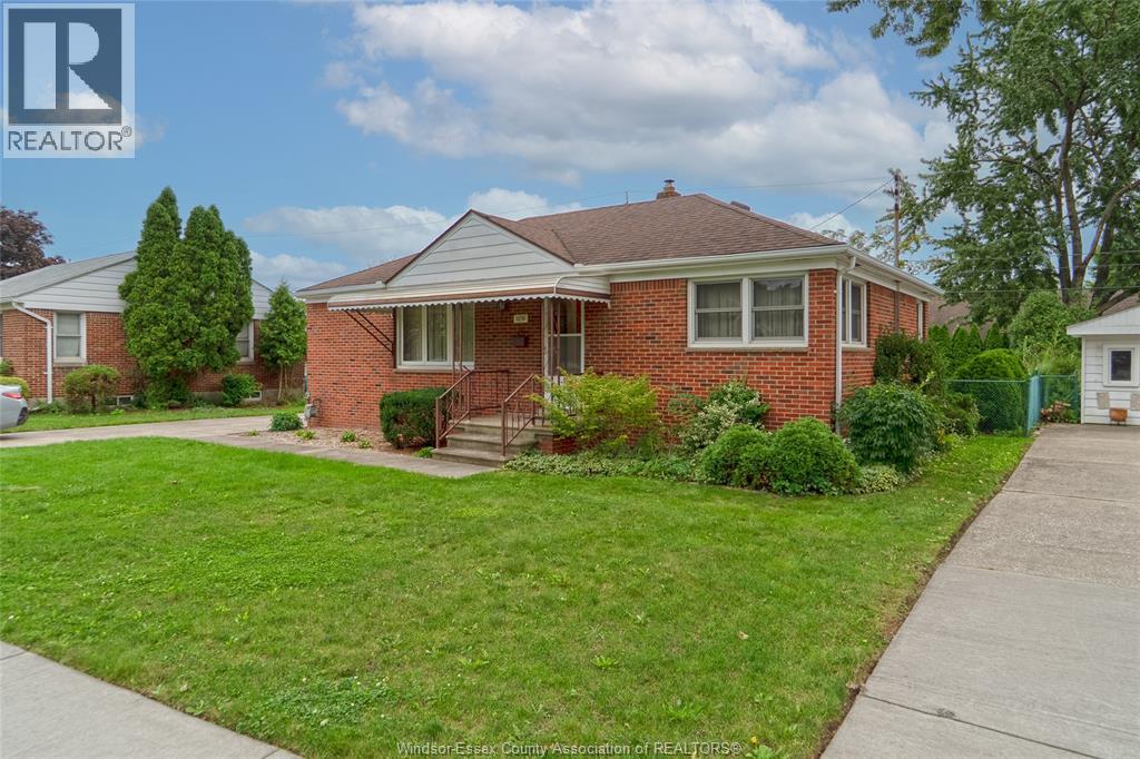 1051 Grand Marais Road West, Windsor, Ontario  N9E 1C2 - Photo 3 - 26023195