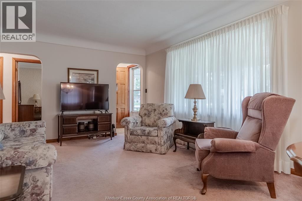1051 Grand Marais Road West, Windsor, Ontario  N9E 1C2 - Photo 9 - 26023195