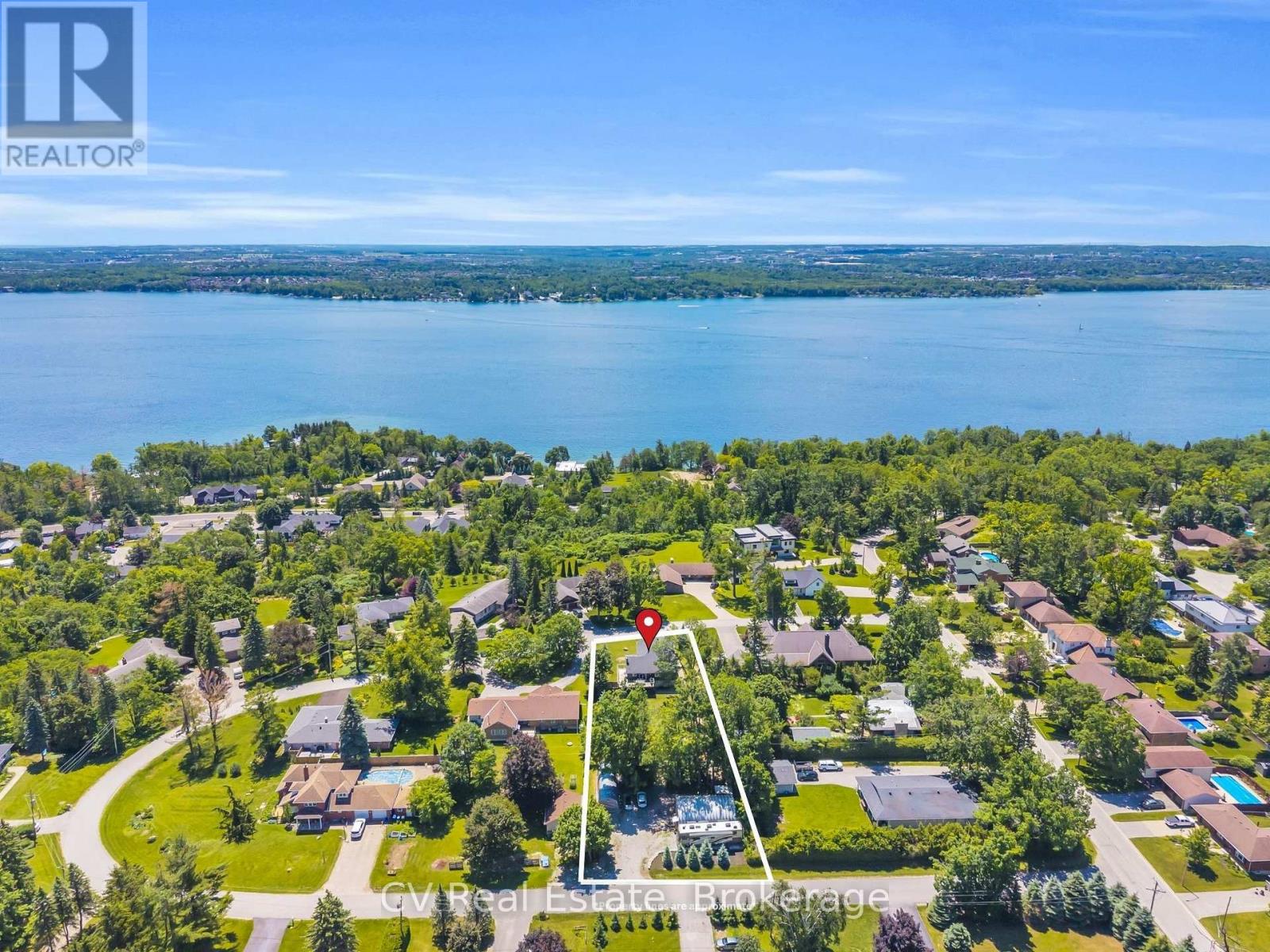 22 Baycrest Drive, Barrie (North Shore), Ontario  L4M 7C7 - Photo 2 - S13813438