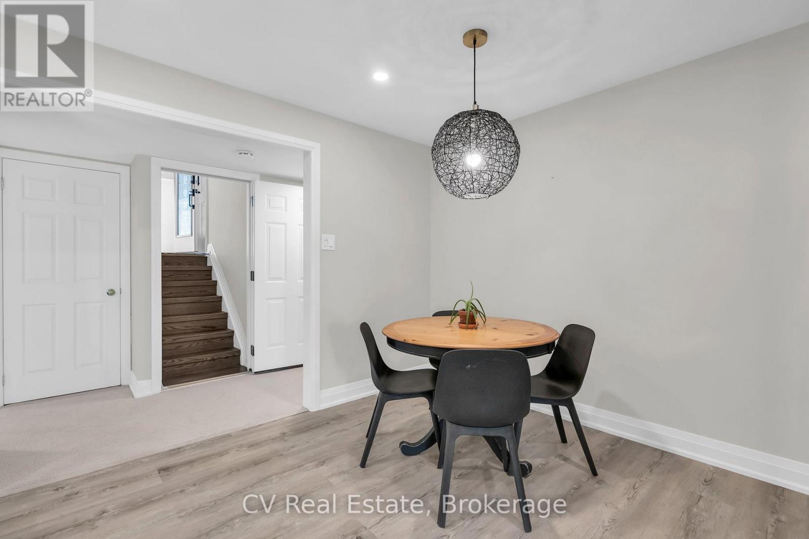 22 Baycrest Drive, Barrie (North Shore), Ontario  L4M 7C7 - Photo 27 - S13813438