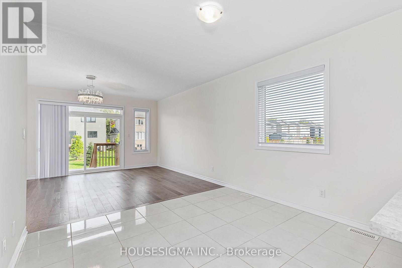 22 Simona Avenue, Wasaga Beach, Ontario  L9Z 0L4 - Photo 21 - S13813536