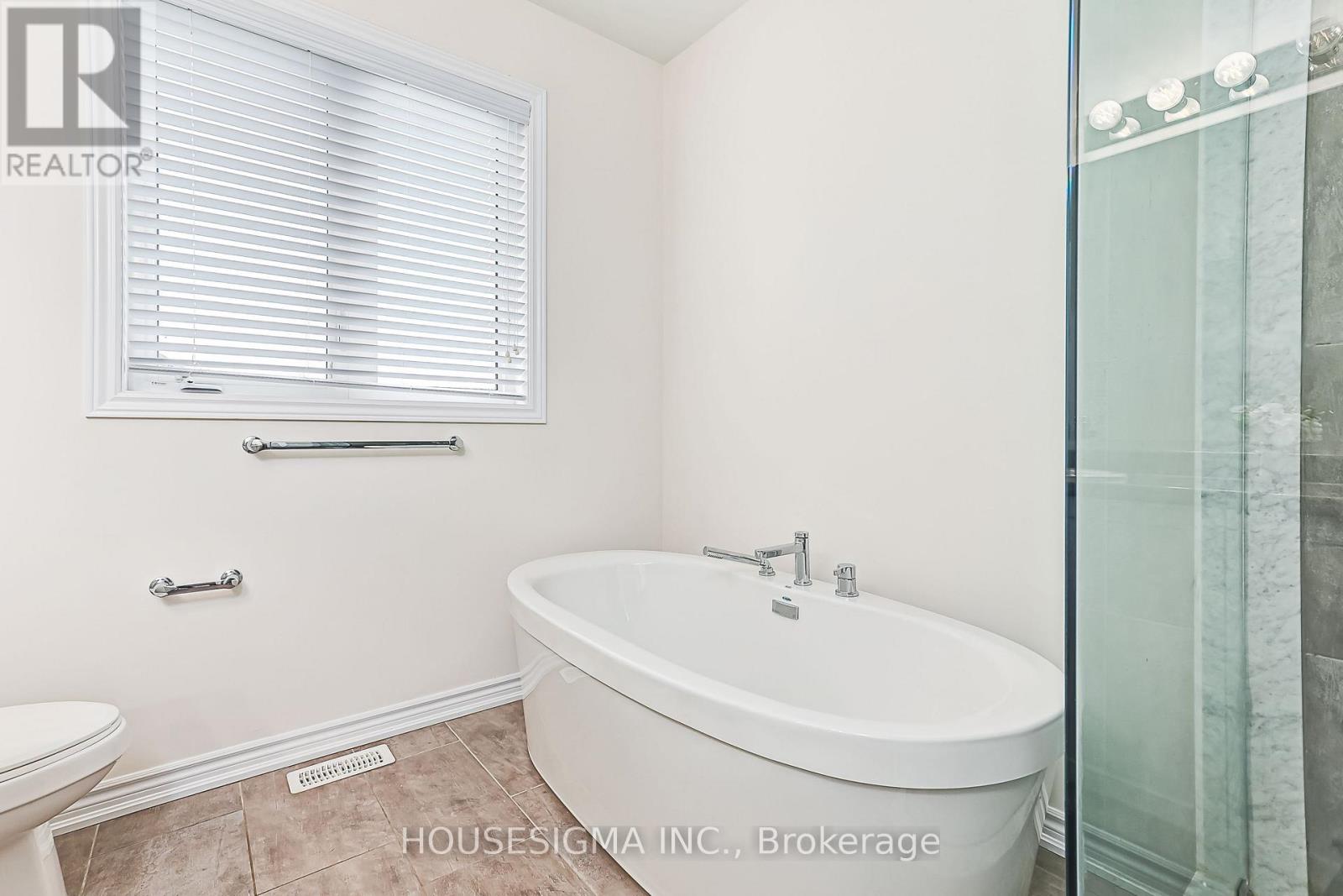 22 Simona Avenue, Wasaga Beach, Ontario  L9Z 0L4 - Photo 34 - S13813536
